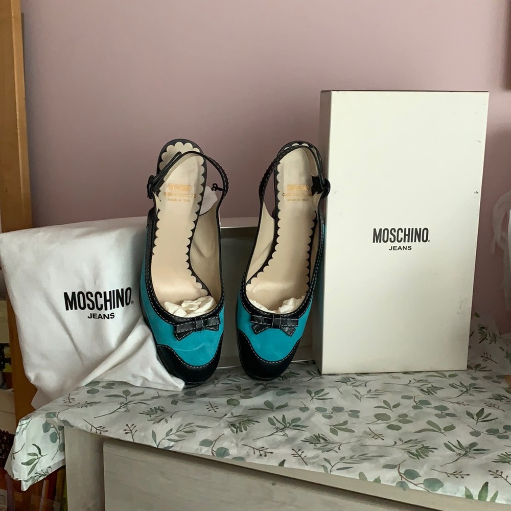 Moschino sling backs